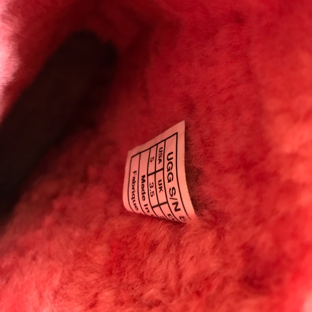 Lipstick Red Uggs - image 3